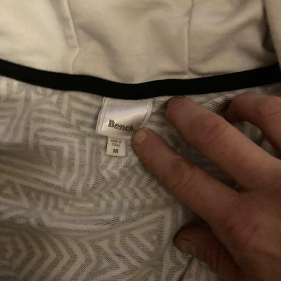 Bench hooded zip up black &white pattern - Picture 2 of 5